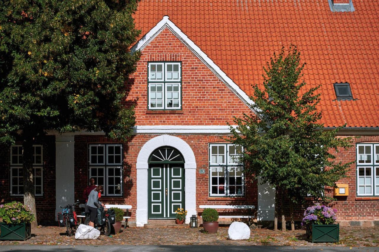 Hotel Ole Liese Panker Exterior foto